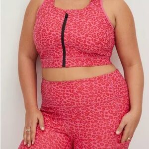 Torrid 4 Pink Leopard Print Sports Bra and Leggings Set